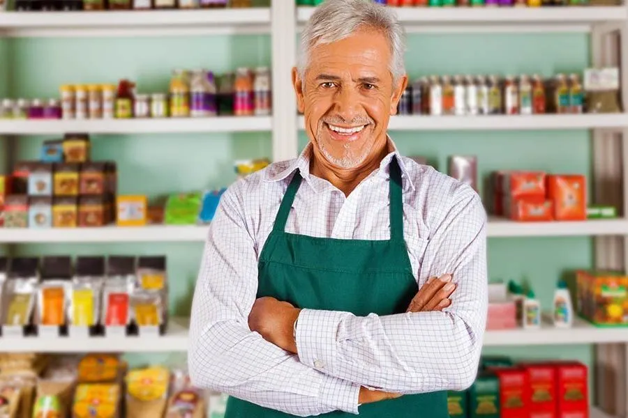 Как открыть свой бизнес в сфере торговли продуктами и общественного питания