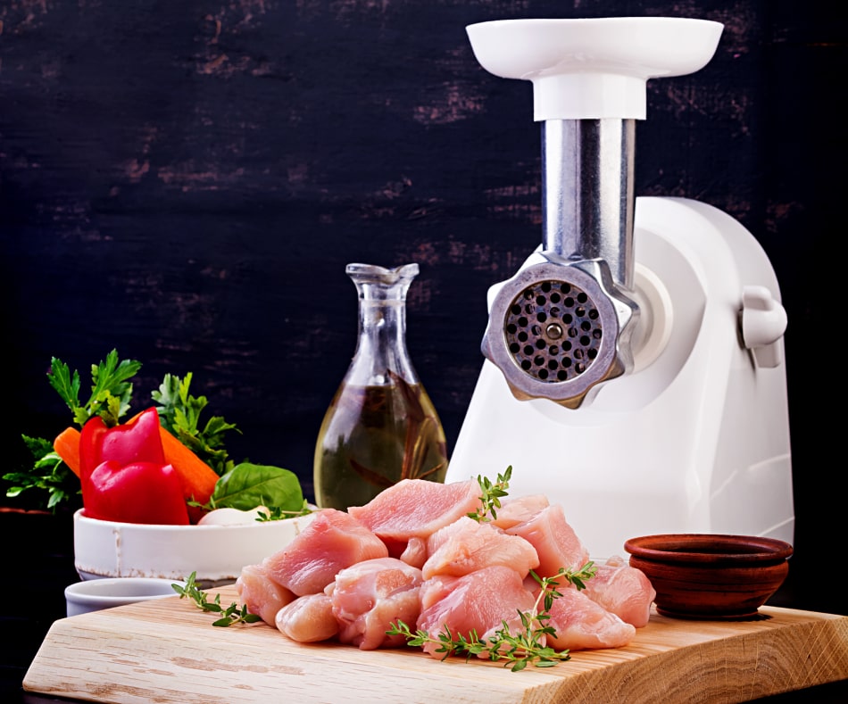 Бытовая мясорубка Бытовая мясорубка