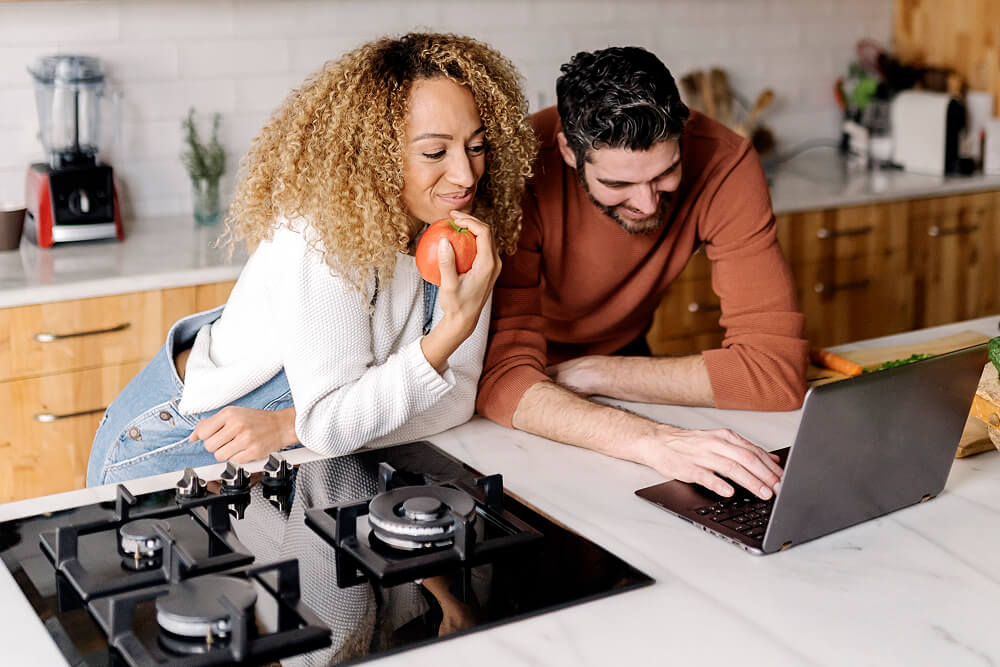 Особенности выбора газовой или электрической плиты